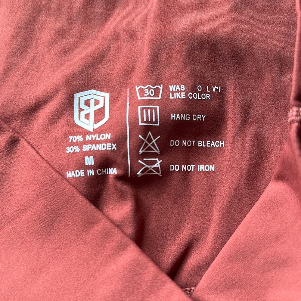 Born Primitive leggings size medium
